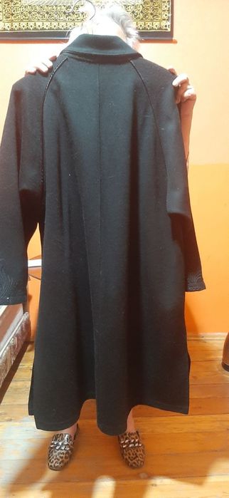 Кардиган Туркия шерсть.в отличном состояние.