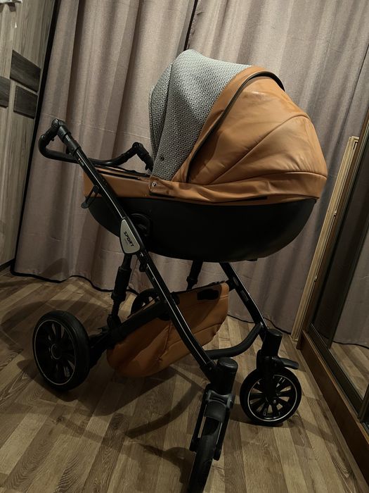 Продам коляску ANEX SPORT 3&1