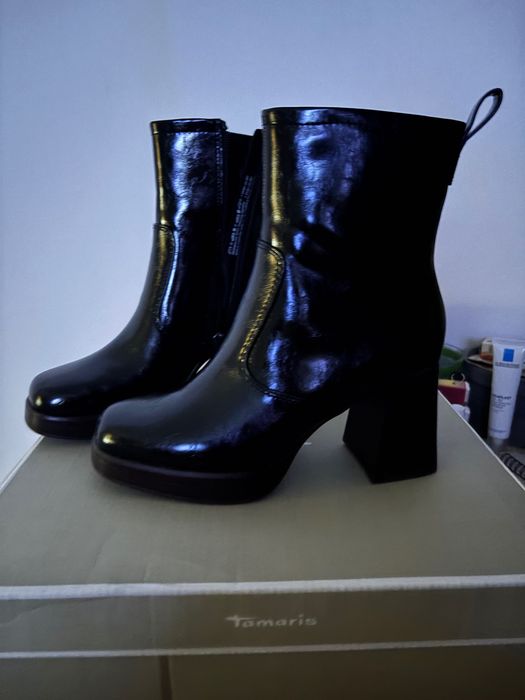 Tamaris Ghete din piele ecologica cu aspect masiv, Negru, 37