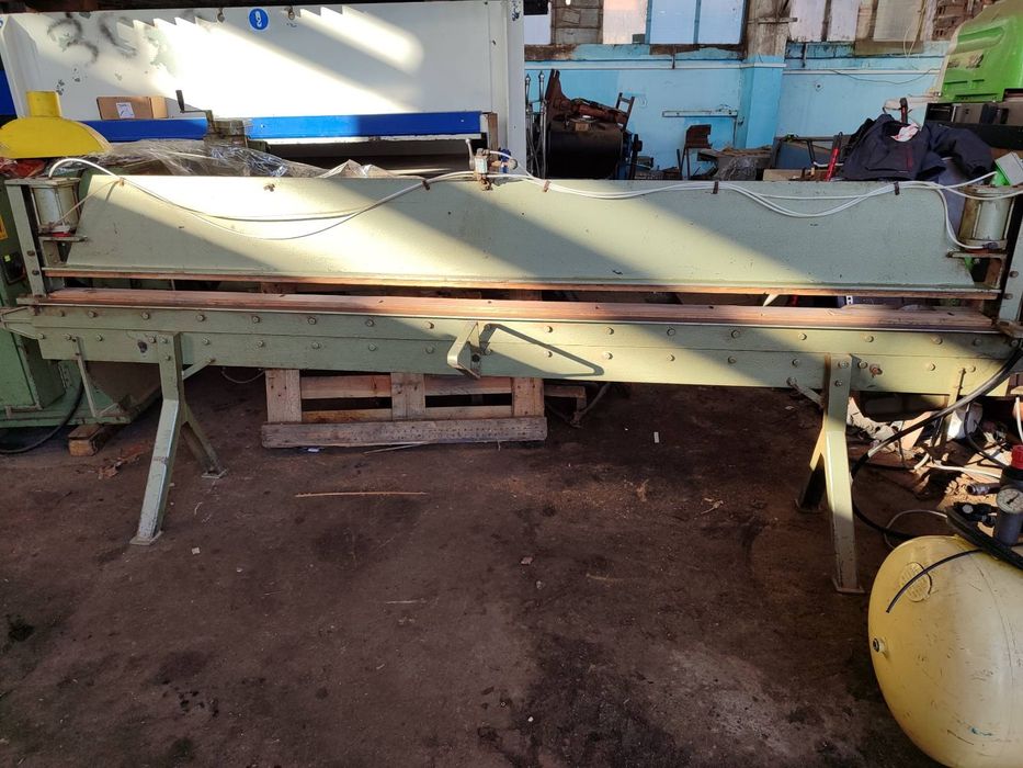 ръчна машина за рязане на фурнир 3100мм.