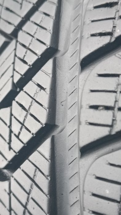 255/60/18 Pirelli Дот 3123