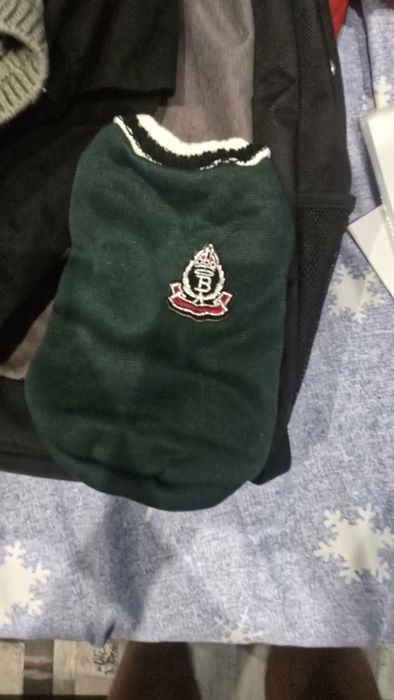 Дрехи за домашни любимци ( за малко куче)