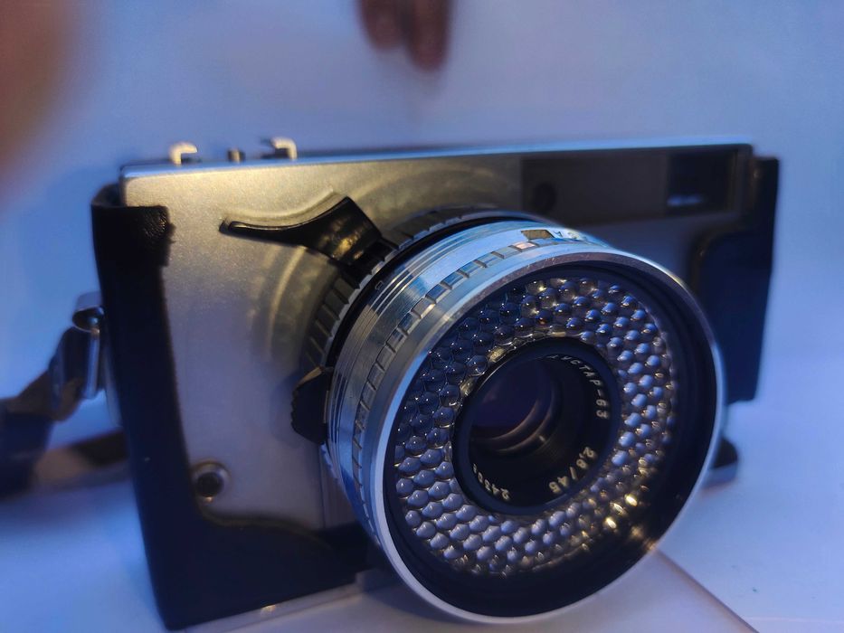 Плёночный фотоаппарат «Зоркий-10»