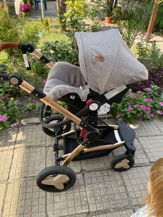 Бебешка количка с комбиниран кош и кошче