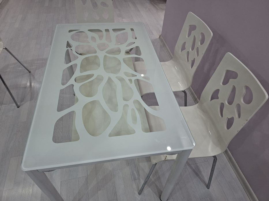 Кухненска стъклена маса 120х70