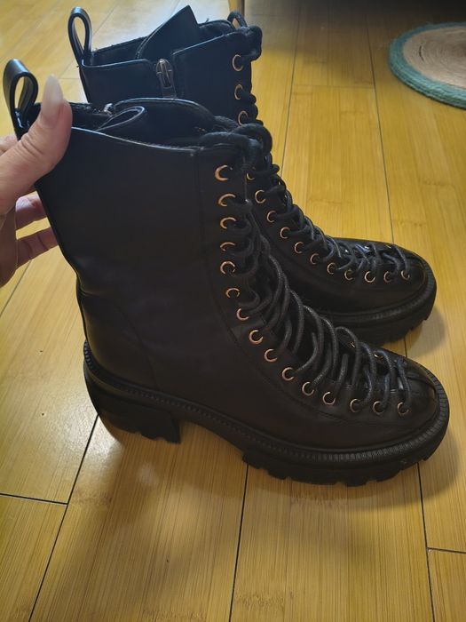 Ghete piele naturala mărime 38