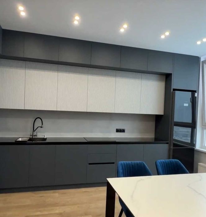 Мебель для кухонной