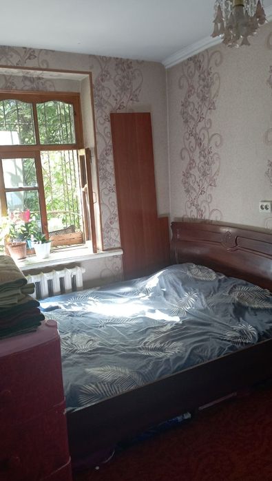 3 xonali dom sotiladi