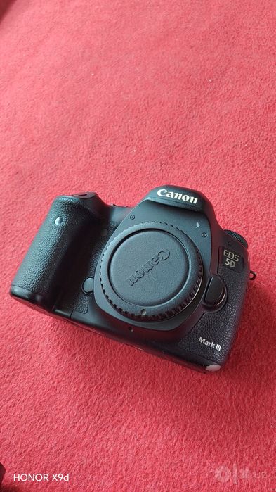 Canon EOS 5D Mark III — sotiladi
Canon EOS 5D Mark III fotoapparat