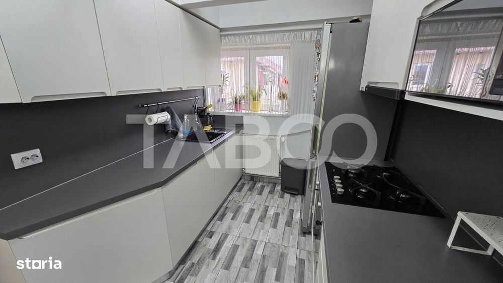 Apartament cu 4 camere de vanzare decomandate 82mp zona Rahovei
