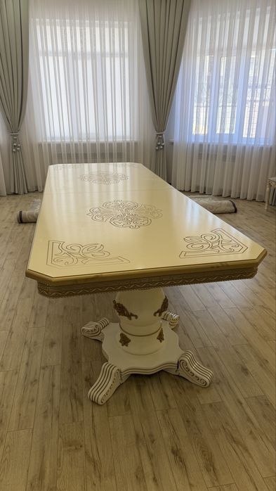 Продается комплект гарнитур в зал