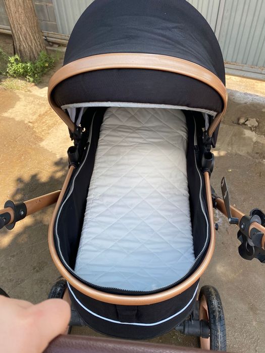 Коляска трансформер в отличном состоянии