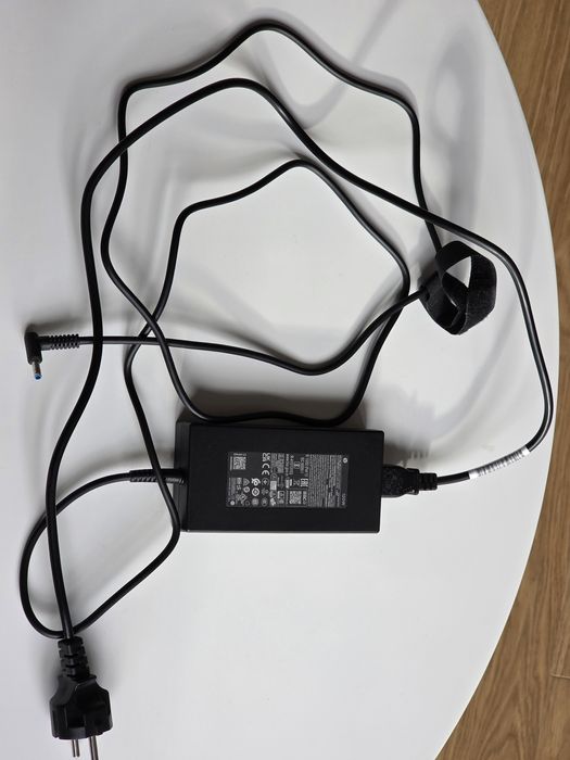 Геймърски лаптоп HP Victus 15-fa2700ng (B7VJ7EA)