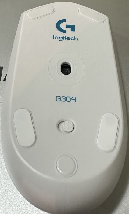 Продам Logitech G304 — новая