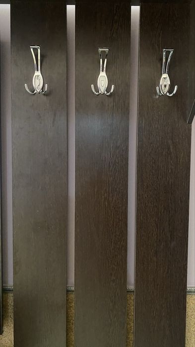 Прихожая мебель шкаф