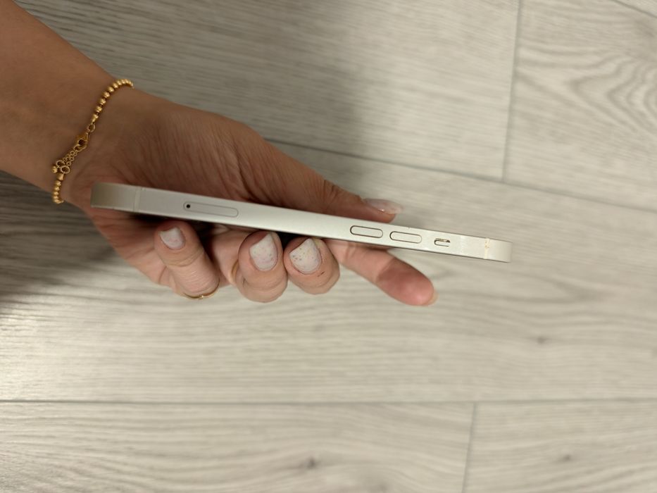Iphone 13 - stare foarte buna