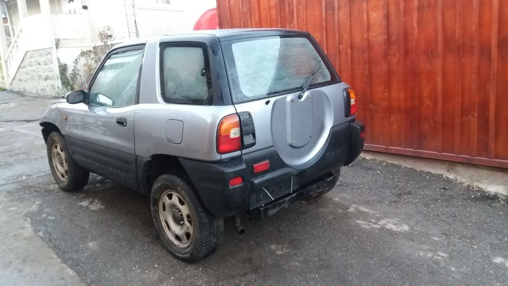 Aripa dreapta spate  toyota rav 4 1 I 2.0 i 1994-2000