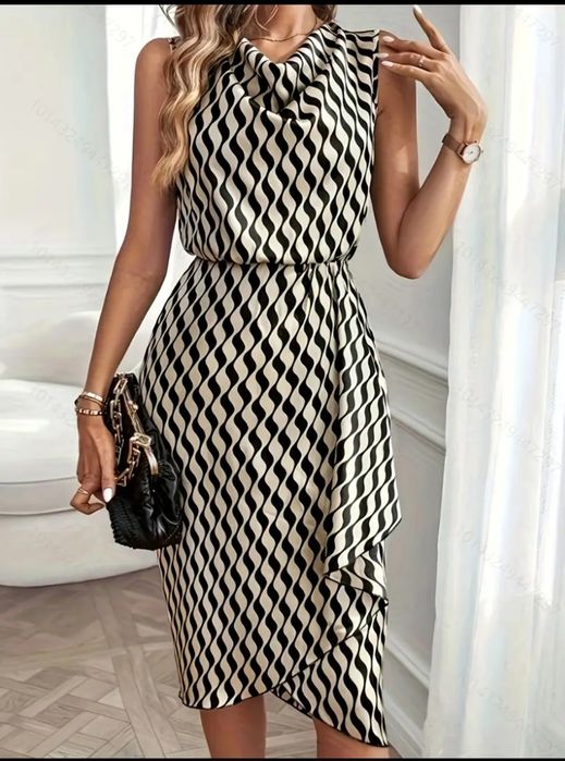 Женская одежда разная.