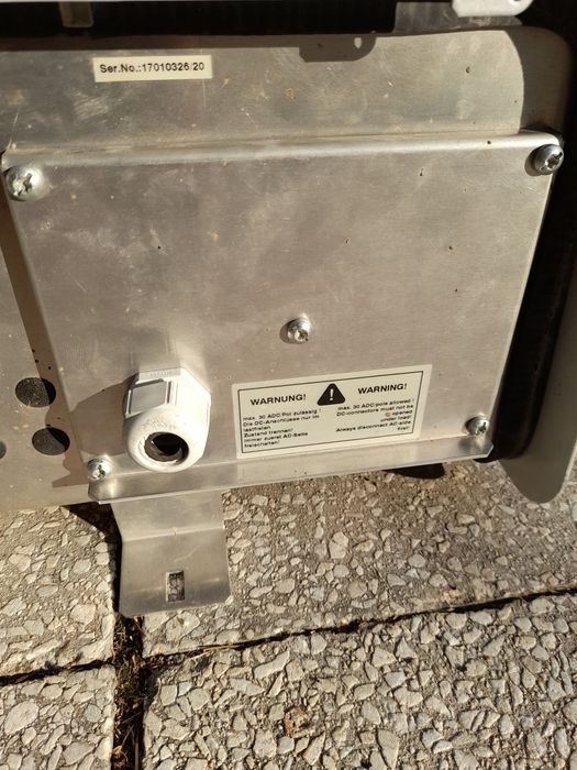 Инвертор, соларен за части