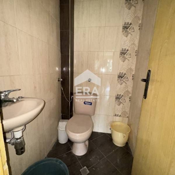 Продава се Многостаен апартамент в Хасково, Овчарски - 165 кв.м за 546 €/кв.м - Снимка #3