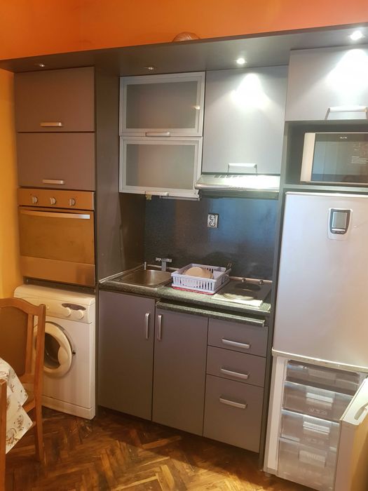 Дава се под наем Тристаен апартамент в Пловдив, Сточна гара - 65 кв.м за 510 € - Снимка #6