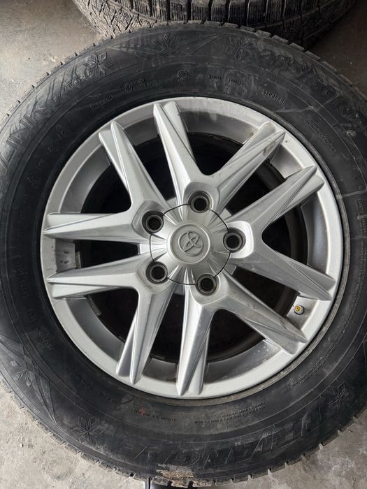 Шины с дисками на Lexus, Triangle