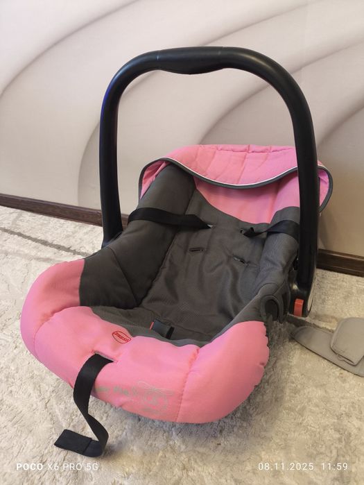 Автолюлька. В хорошем состоянии.