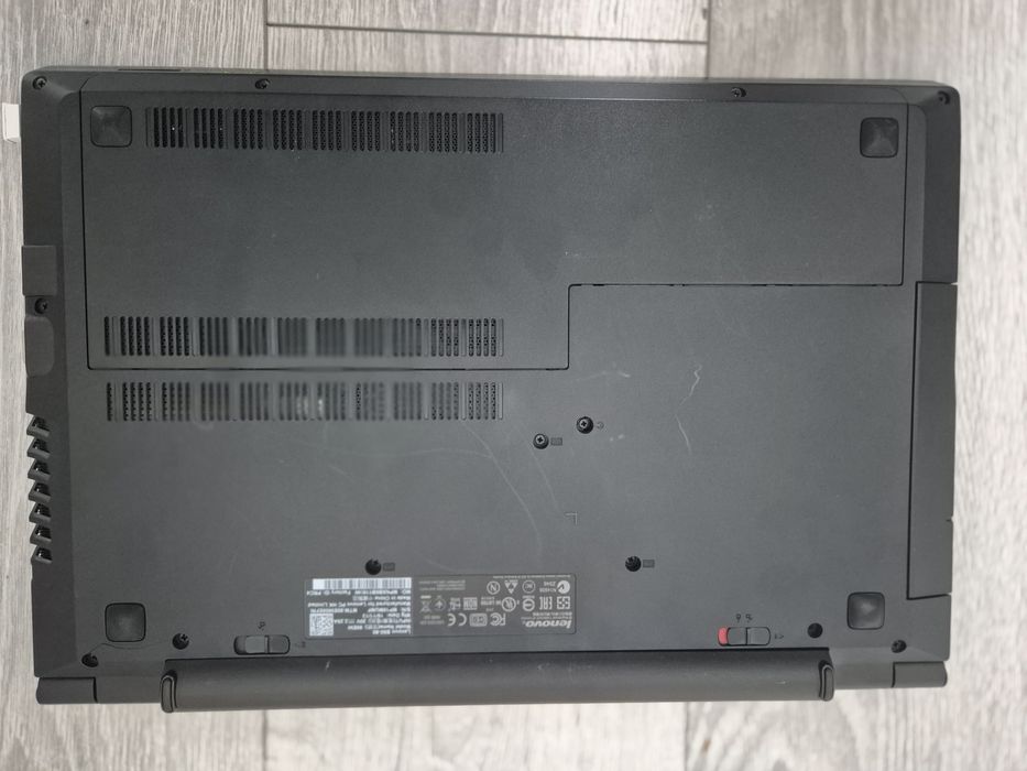 Laptop Lenovo B50-80 – Stare Foarte Bună, Windows + Office Instalat, Ideal Școală/Birou