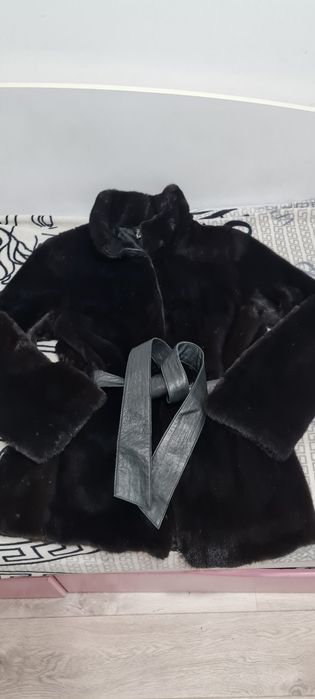 Продам шубку норка 25000