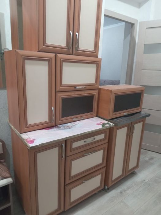 Продаётся кухонный гарнитур