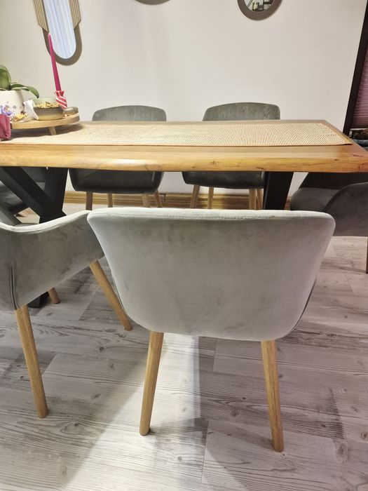 Vand scaune dining catifea