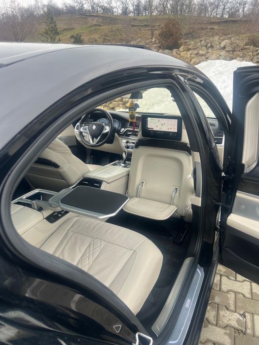BMW seria 7 Model 730LD xDrive long executive -individual
