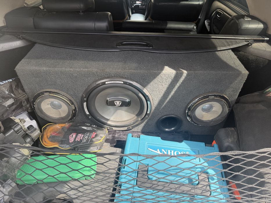 Сабвуфер с усилителем