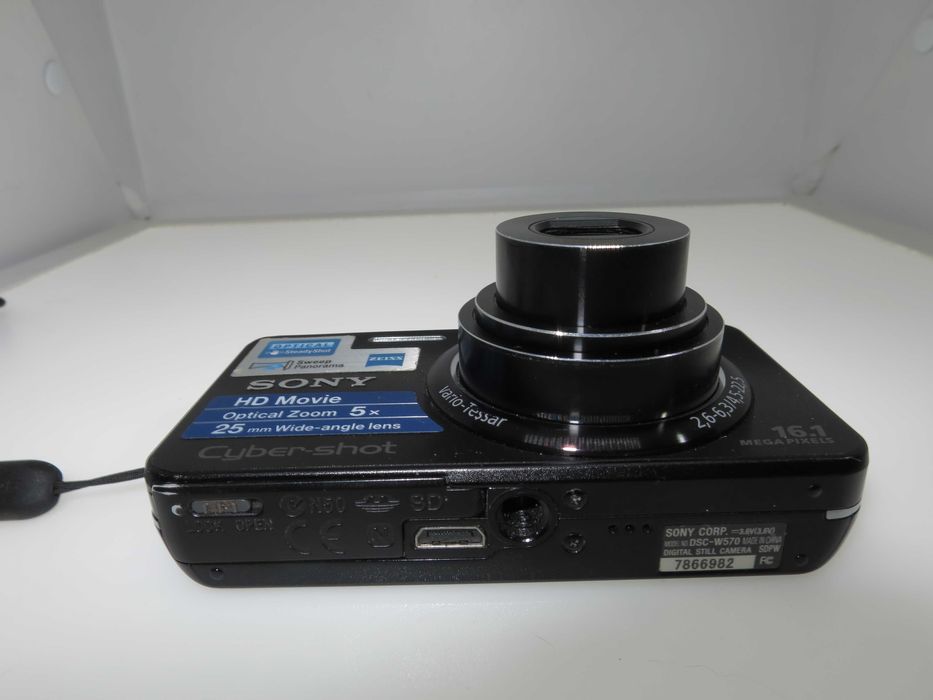 Sony Cyber-shot DSC-W570 компактен цифров фотоапарат дигитална камера