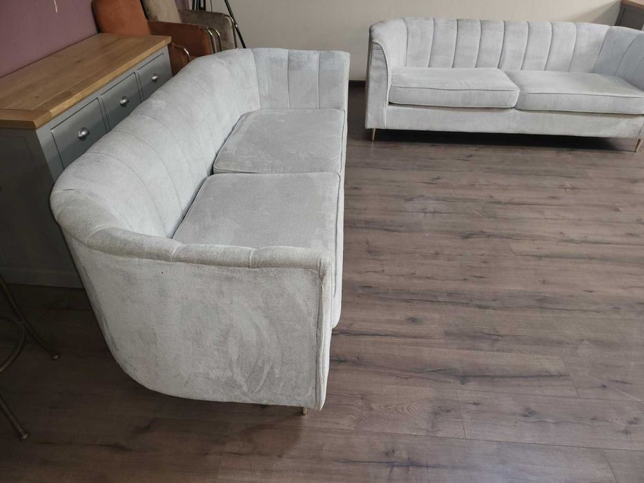 Кремав комплект дивани от плат две тройки