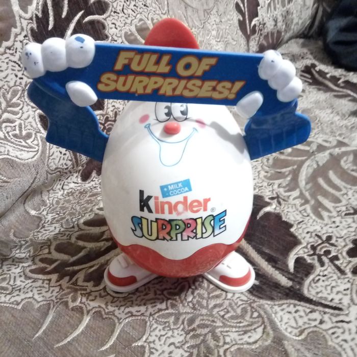 Фигурка Kinder Surprise большая открывающаяся