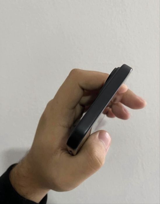 iPhone 15 128GB Black Neverlocked