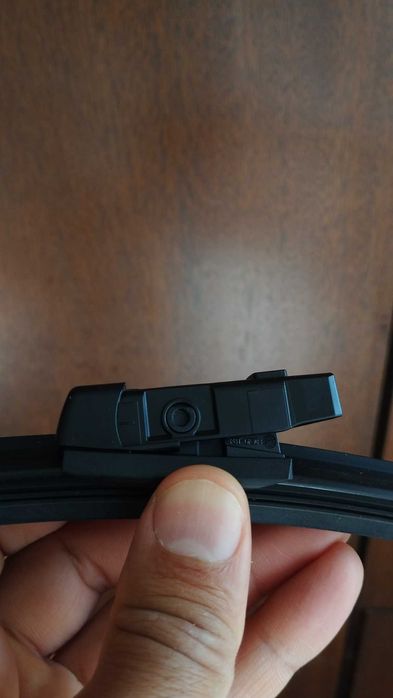 Чистачки за кола Bosch AEROTWIN A297S