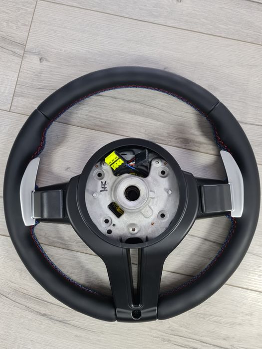 Oferta-Reducere-Discount-Promotie-Volan-M3-Seria-1-3-4-X5-X6-F30-F15