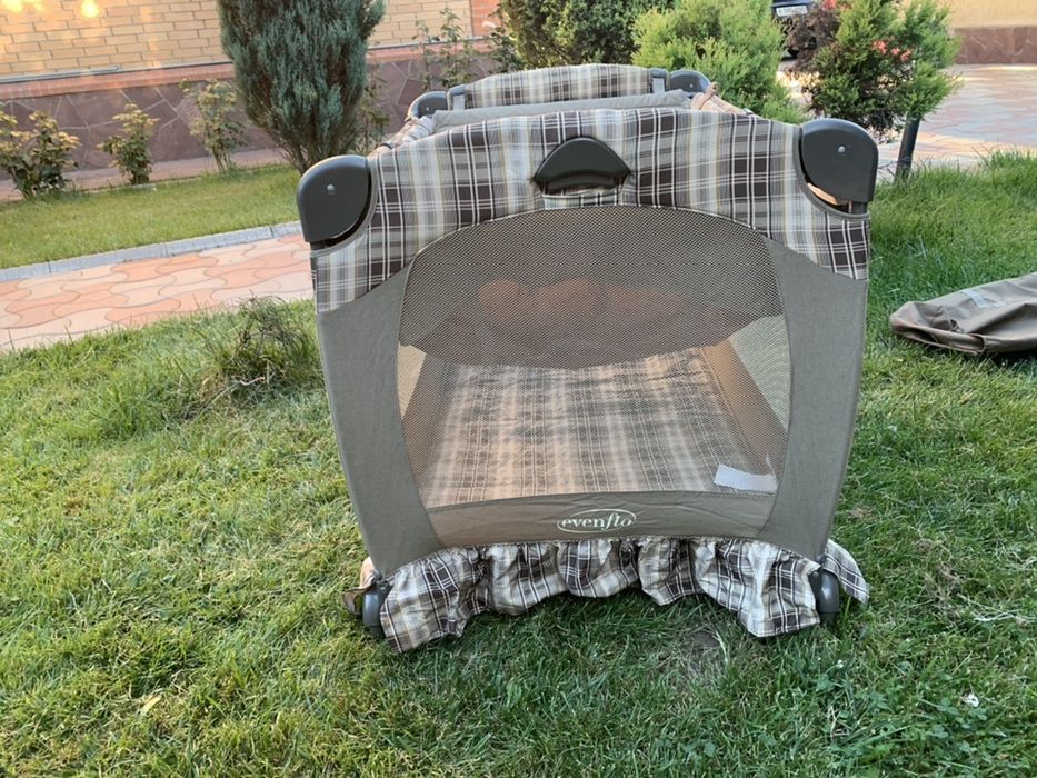 Переносной манеж Evenflo baby suite