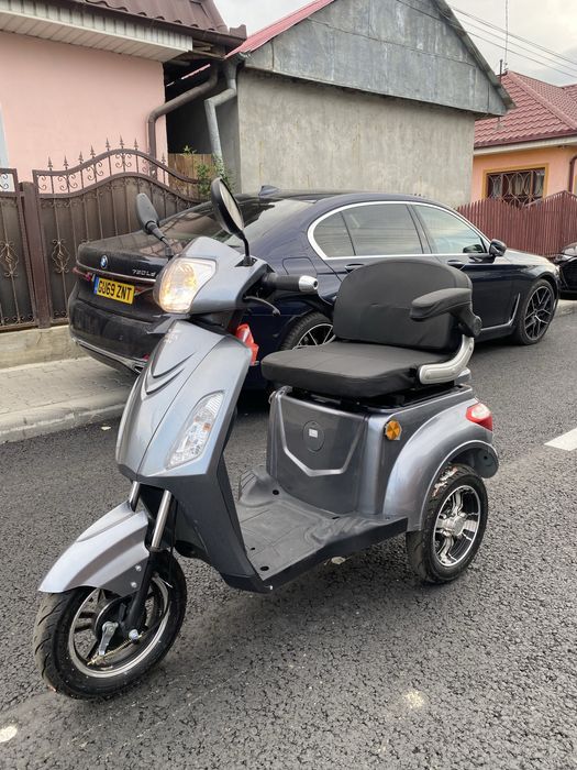 Scuter Electric VOLTA VM4 (triciclu)