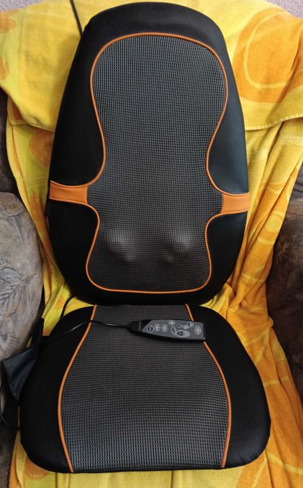Husa Scaun cu masaj si incalzire Shiatsu Medsana