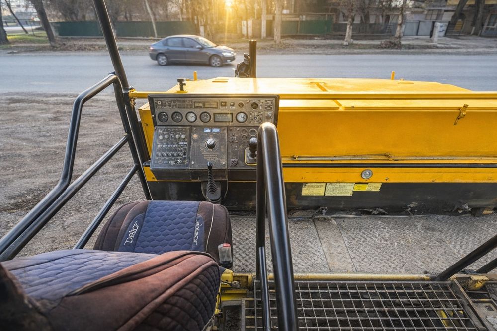 Асфальтоукладчик Dynapac 6метров