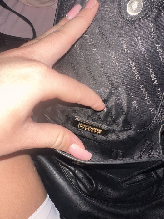 Дамски черни чанти