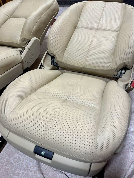 Продам сидения w221