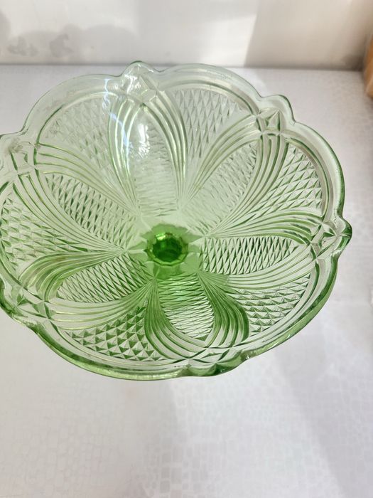 Ваза на ножке советкая