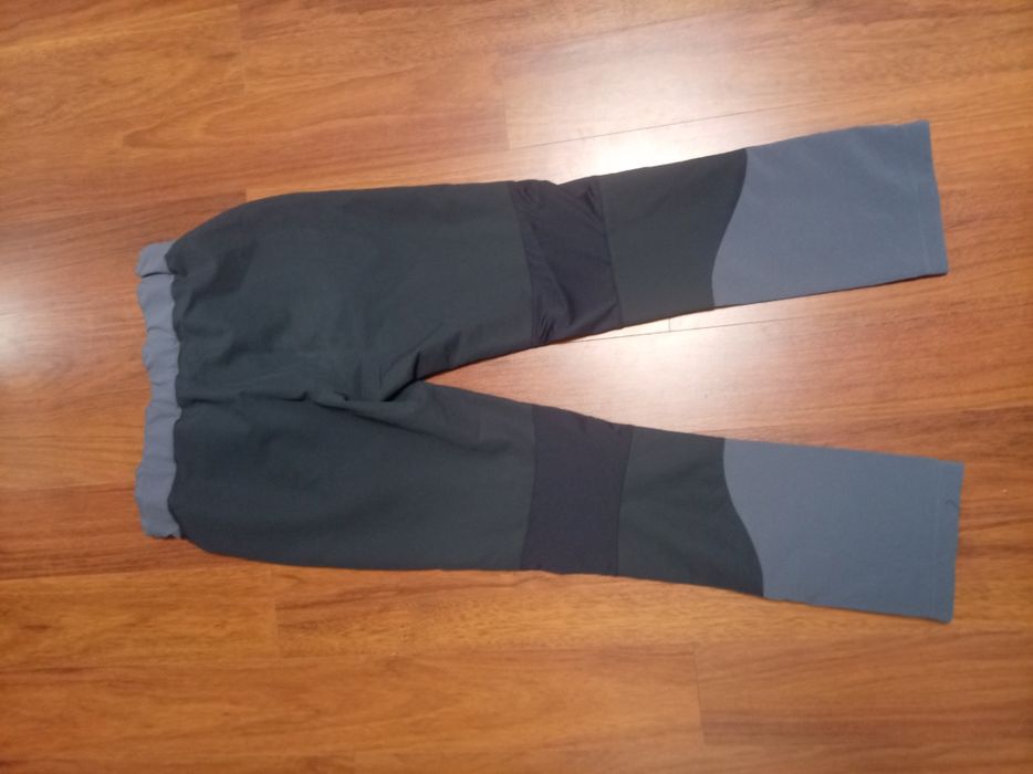 Pantaloni pantaloni bărbați și femei