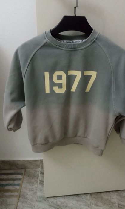 Худи и свитшот и куртки джинсовые