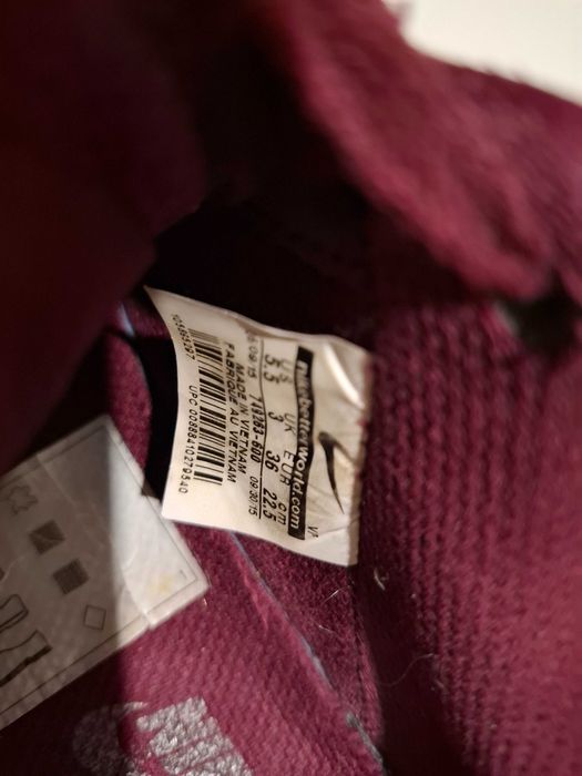 Обувки на марката NIKE, номер 36