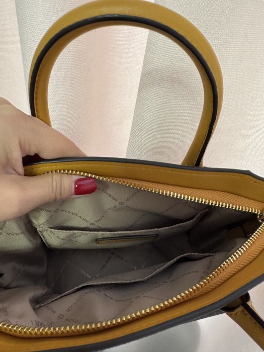 Сумочка Michael Kors